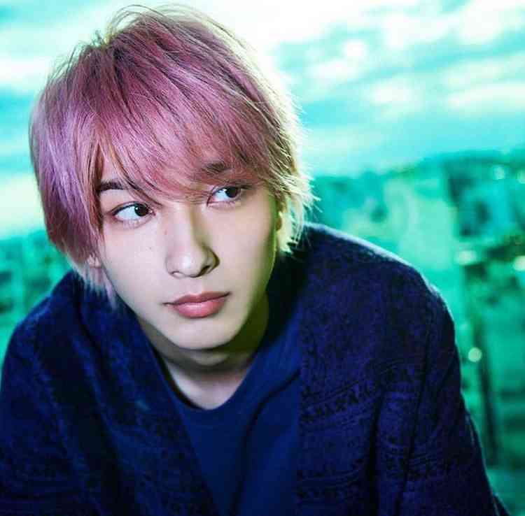 「はじこい」で話題の横浜流星、ヒゲ姿披露 4年ぶり写真集で“男の色気全開”