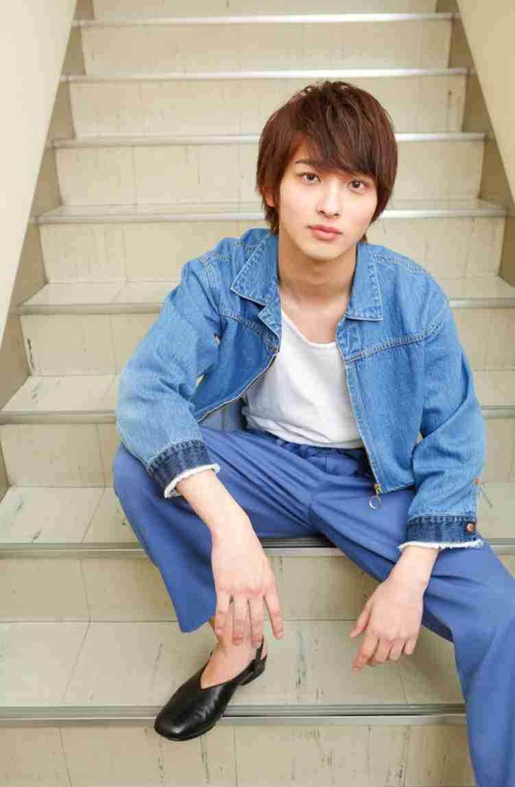 「はじこい」で話題の横浜流星、ヒゲ姿披露 4年ぶり写真集で“男の色気全開”