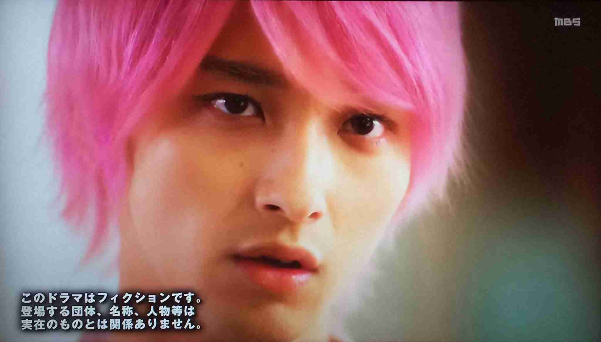 「はじこい」で話題の横浜流星、ヒゲ姿披露 4年ぶり写真集で“男の色気全開”