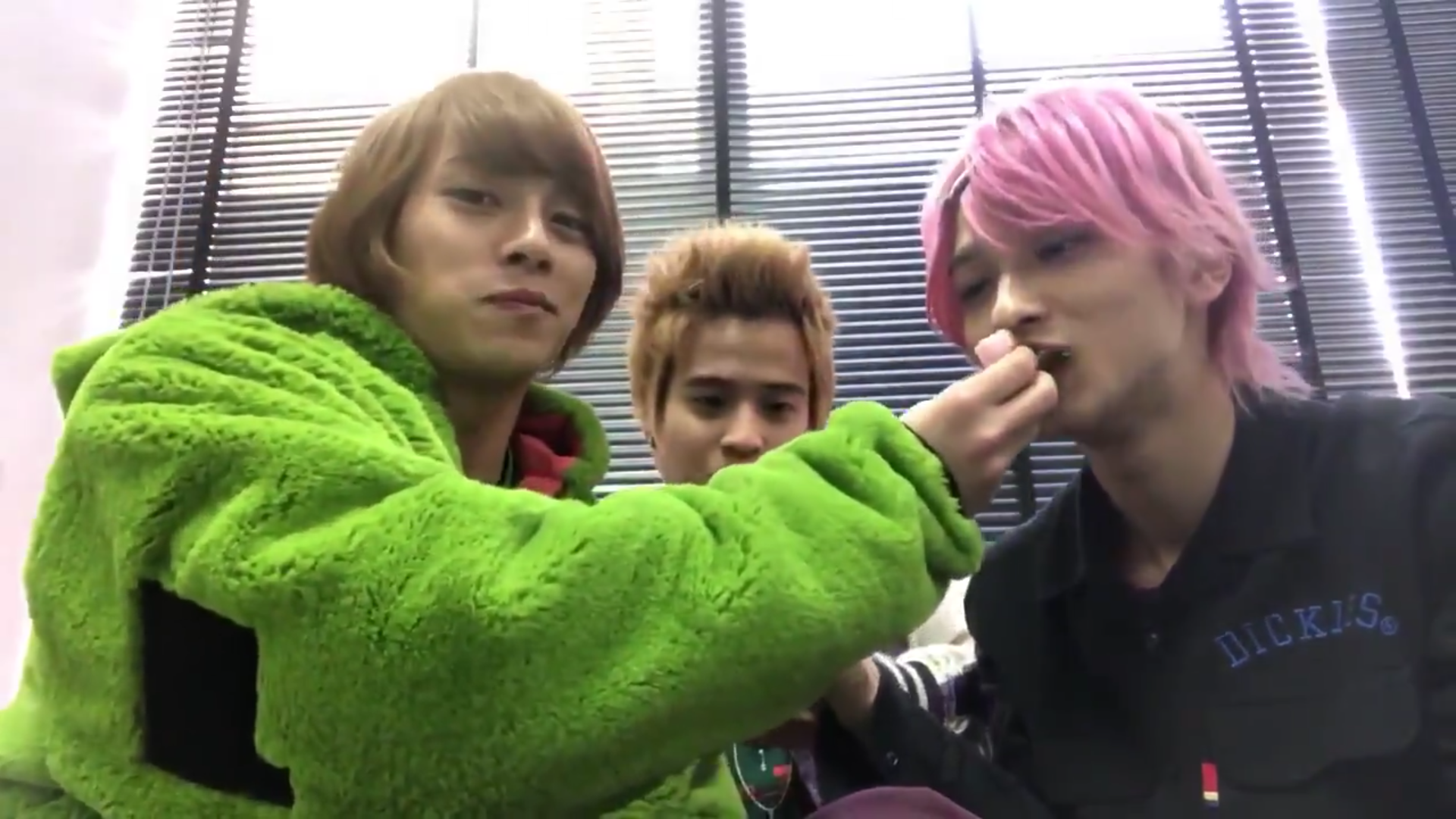 「はじこい」で話題の横浜流星、ヒゲ姿披露 4年ぶり写真集で“男の色気全開”