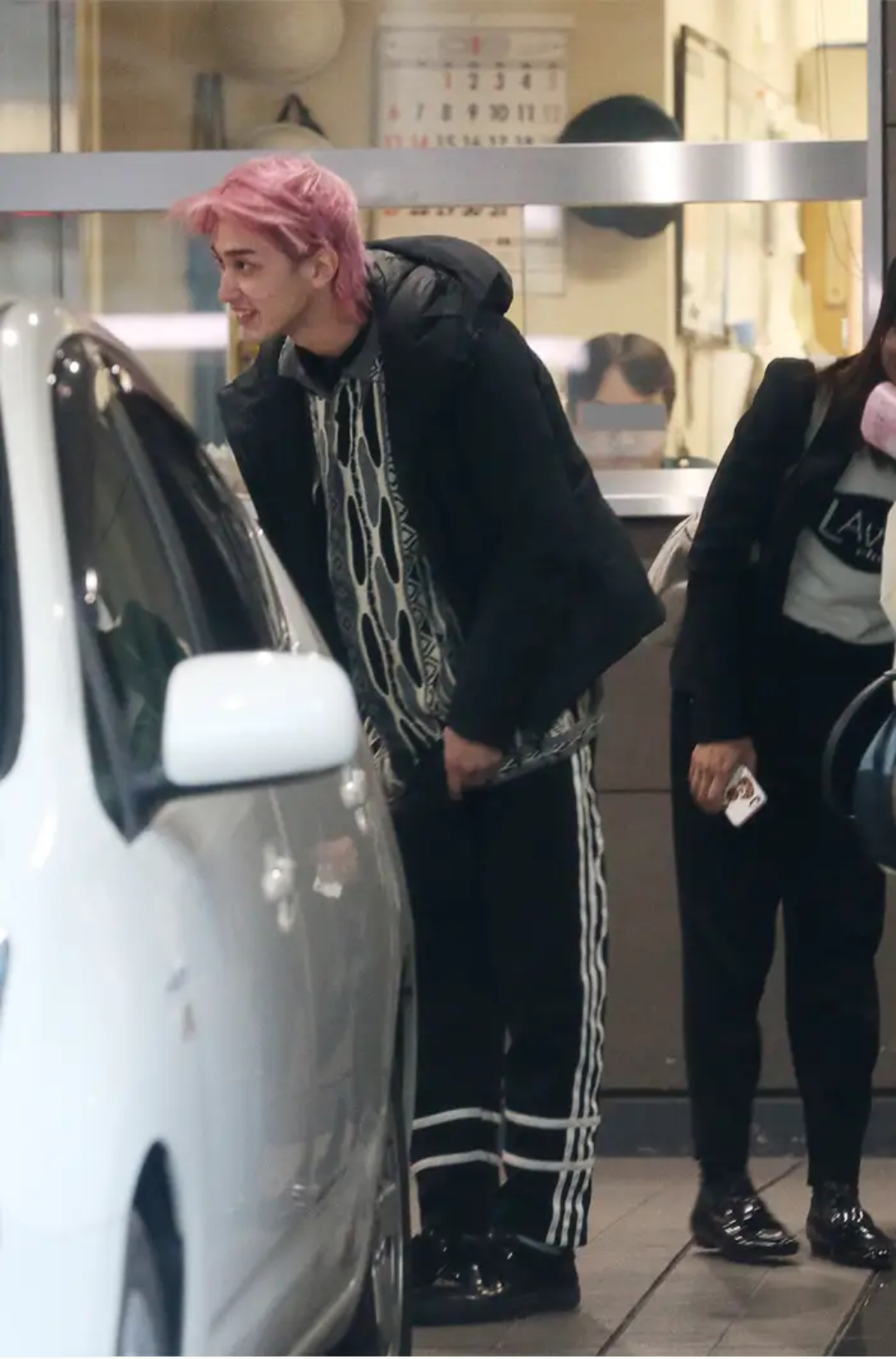 「はじこい」で話題の横浜流星、ヒゲ姿披露 4年ぶり写真集で“男の色気全開”