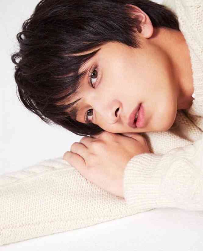 「はじこい」で話題の横浜流星、ヒゲ姿披露 4年ぶり写真集で“男の色気全開”