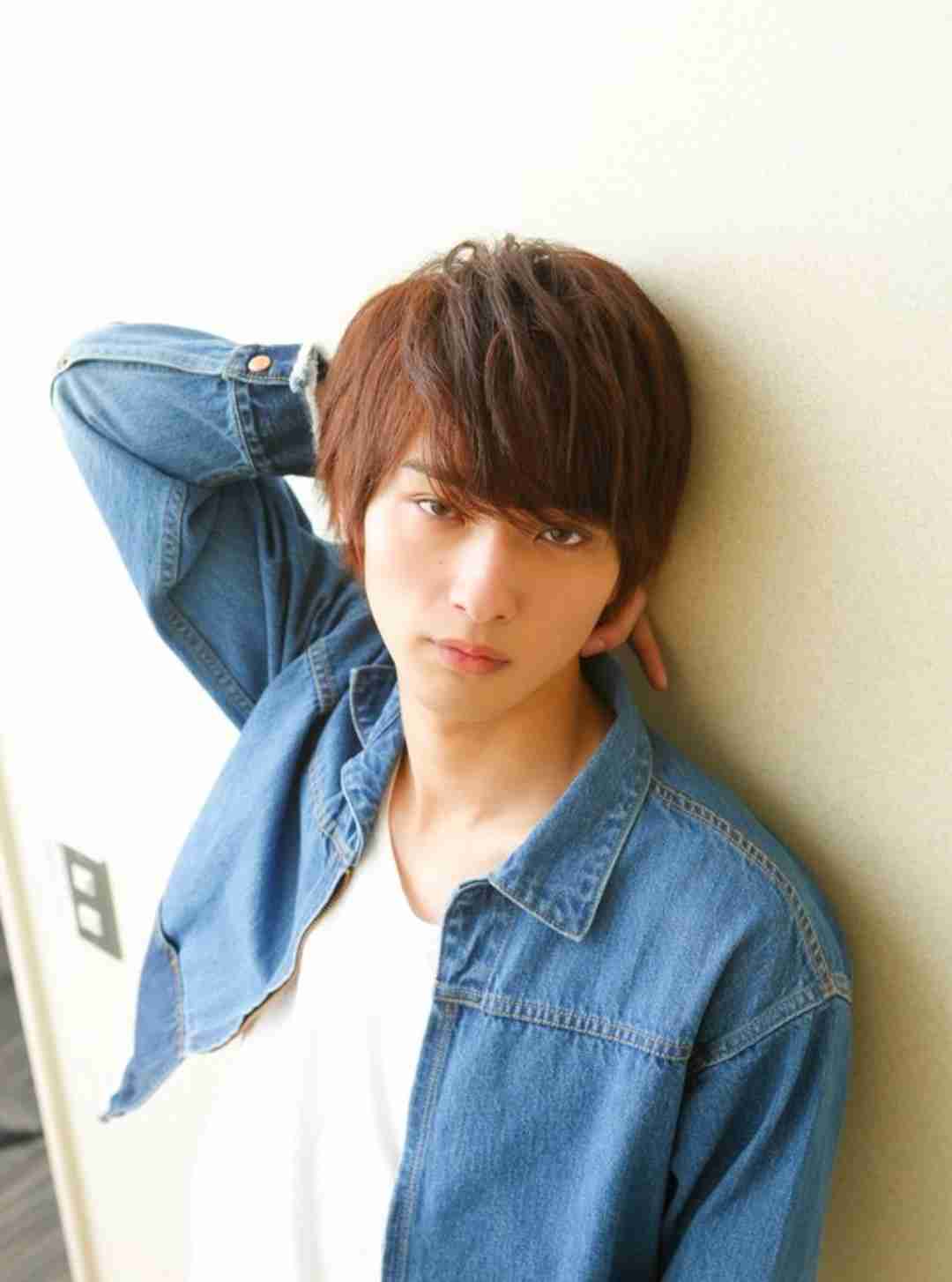 「はじこい」で話題の横浜流星、ヒゲ姿披露 4年ぶり写真集で“男の色気全開”