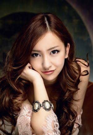 板野友美（27）の近影に驚き相次ぐ　「相変わらず…」「なんかスゴく…」