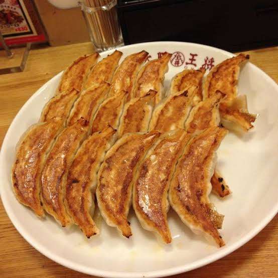 けしからん食べ物を怒りながらも丁寧に紹介するトピ