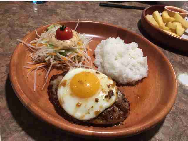 けしからん食べ物を怒りながらも丁寧に紹介するトピ