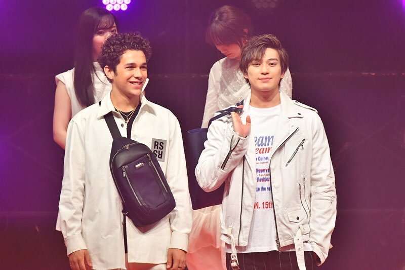 蛯原友里・新田真剣佑・白石麻衣・白濱亜嵐ら、華やか衣装で豪華集結