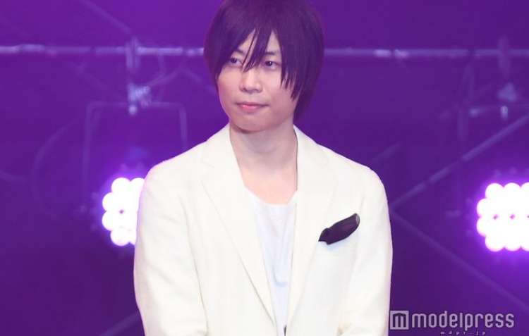 蛯原友里・新田真剣佑・白石麻衣・白濱亜嵐ら、華やか衣装で豪華集結