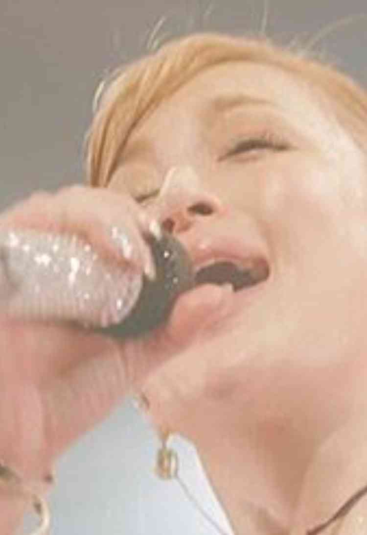 浜崎あゆみ・ダンサーの投稿にファン激怒「気分悪い」「あゆのイメージが…」