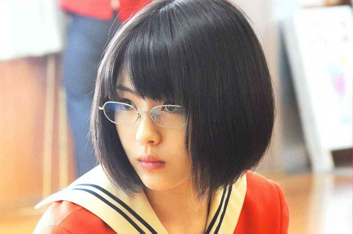 眼鏡をかけたイケメン・美人が見たい！