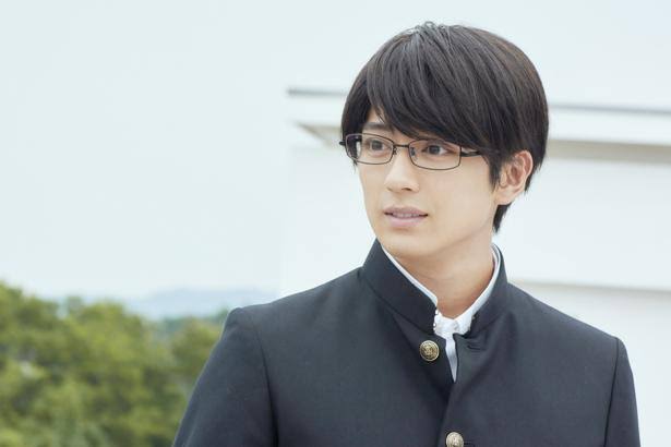 眼鏡をかけたイケメン・美人が見たい！