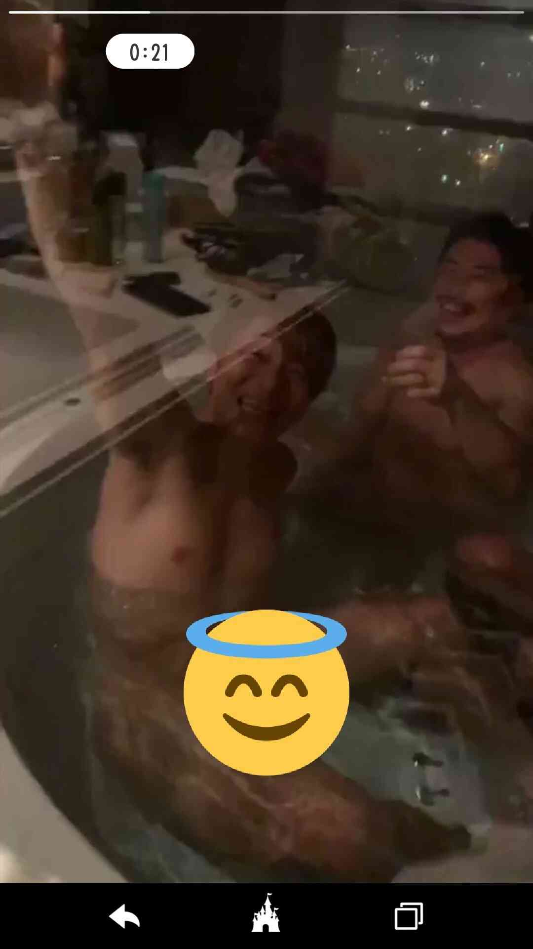 GLAYのTERU、入浴中の生配信で大炎上 “とんでもないモノ”も丸見えでファンから嘆きの声