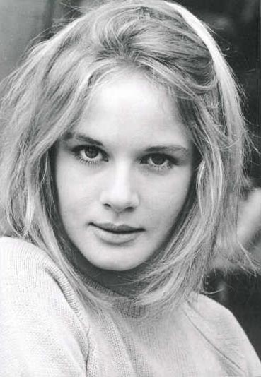 自分に1000万円かけて整形したら誰に似ると思いますか？