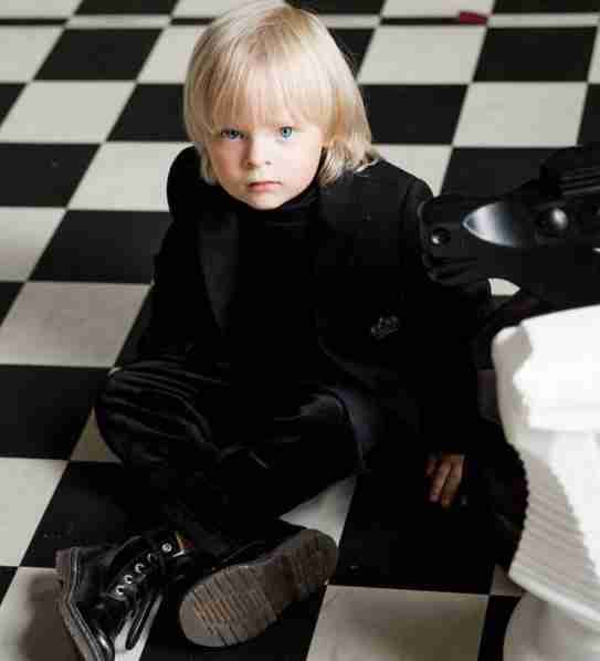 体育会TV プルシェンコの息子・サーシャくんが可愛過ぎて視聴者釘付け「天使…」「まんまユリオじゃん」