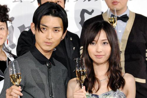 美男美女のツーショット画像が見たい!