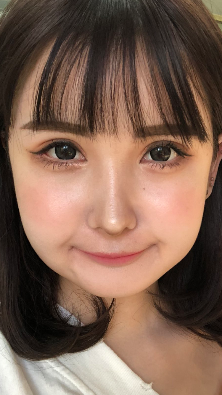 整形SNS美女、手術費1500万円　きっかけは父の一言「お前の顔は他人を不幸にする」