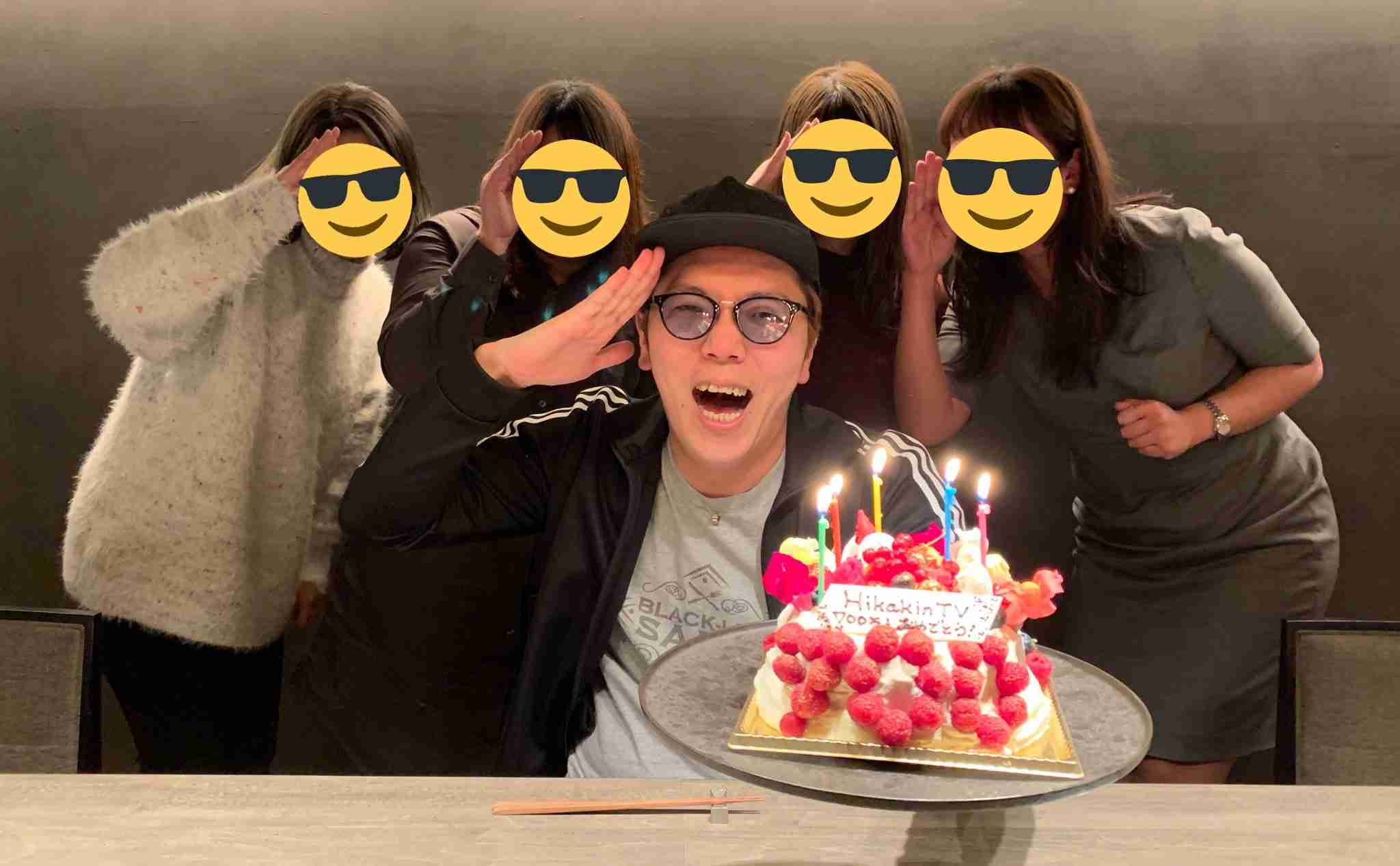 HIKAKIN、千鳥ノブ、川谷絵音ら異色4ショットにファン「どういうメンツ」