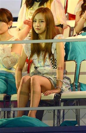 板野友美、私物コスメ公開 目力UPの“こだわりメイクテク”を紹介