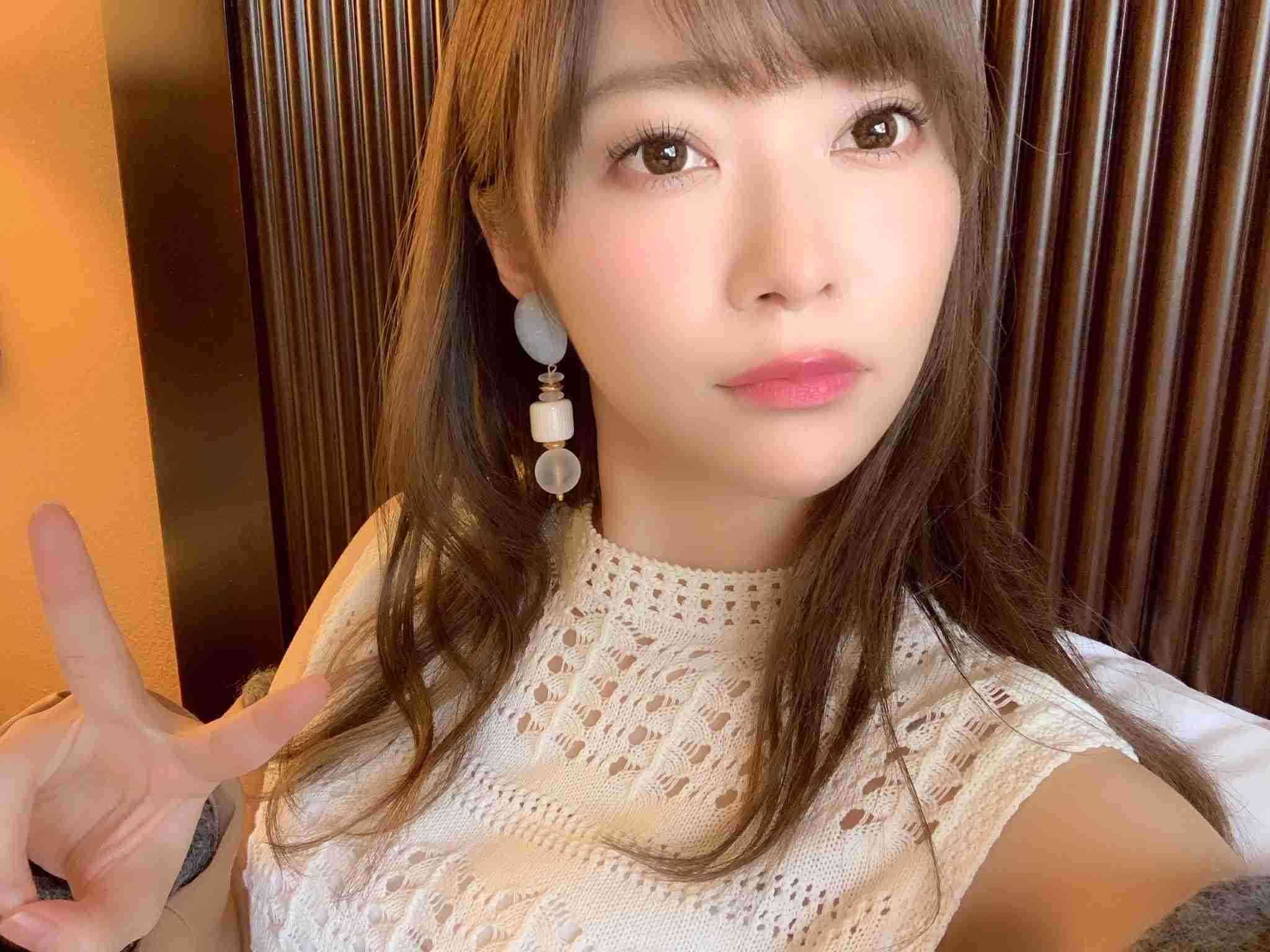 指原莉乃、握手会について言及「みんなおかしくなってる」