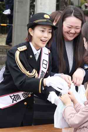 高畑充希が1日警察署長「背筋が伸びる」 「メゾン・ド・ポリス」で刑事役