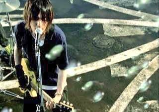 MVの画像を貼って何の曲かわかればプラス