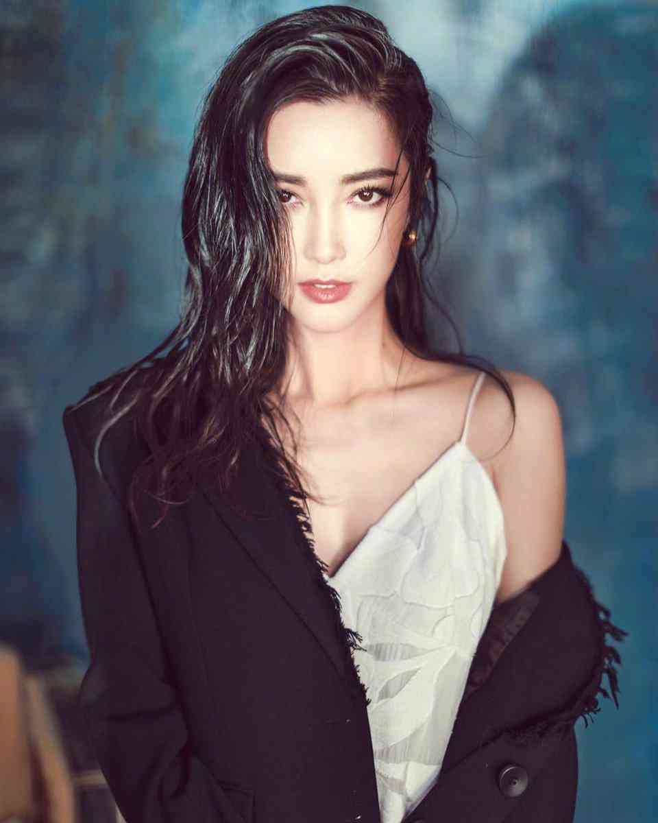 最強の美魔女の画像をはるトピ