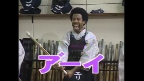 ZOZO前澤友作社長、ツイート沈黙続くもプロフィール欄を更新