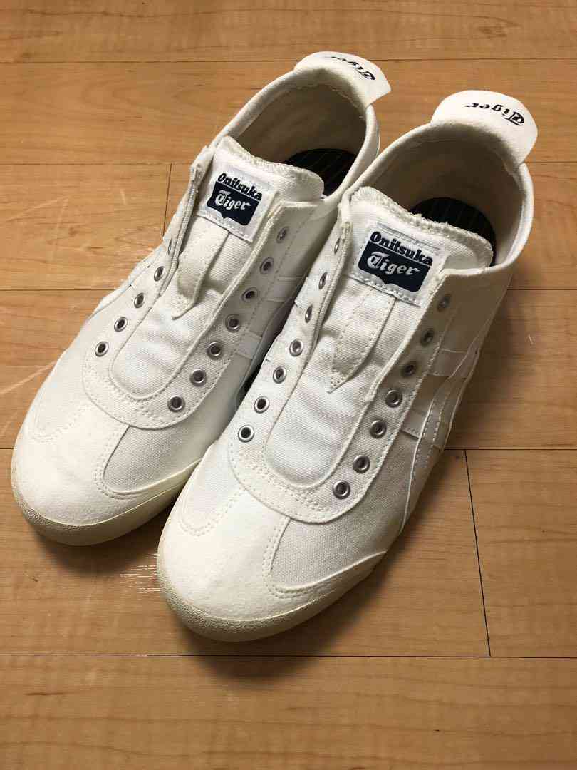 ロングスカートに合うスニーカー