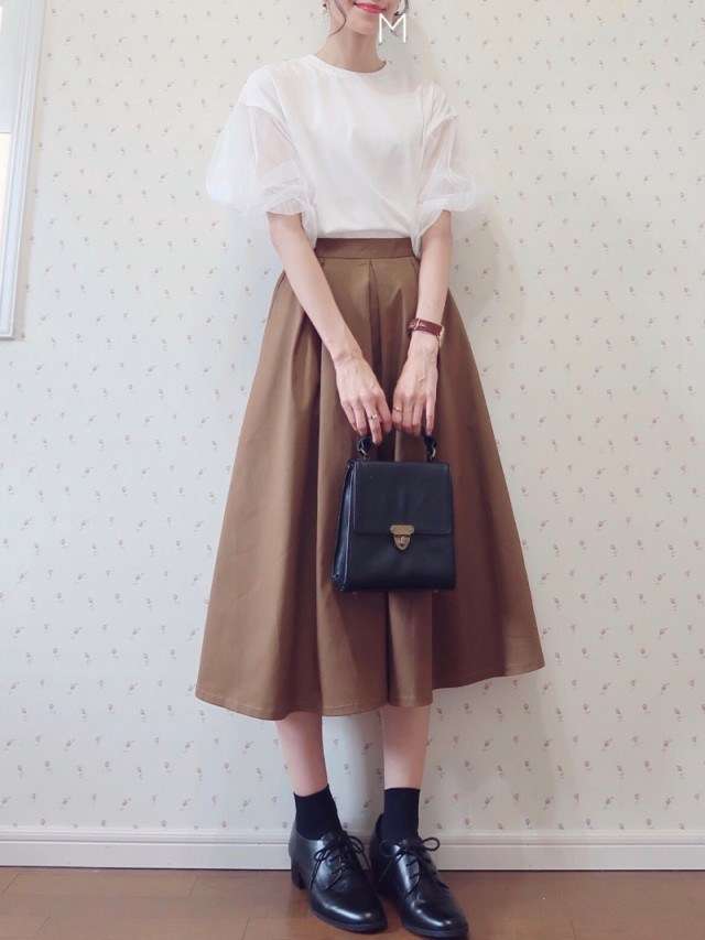 ロングスカートに合うスニーカー