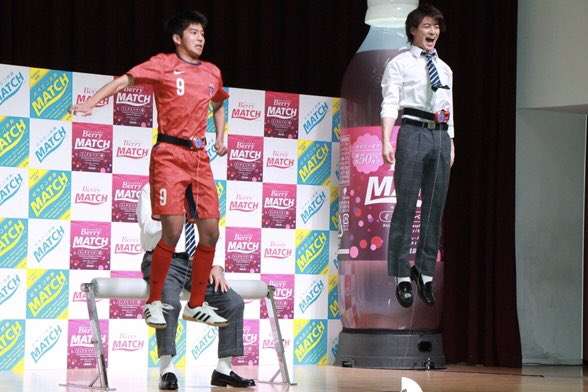 King ＆ Prince平野紫耀「人生でデートしたことない」発言に立候補者続出 女子校サプライズ登場で生徒350人熱狂