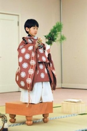 秋篠宮殿下、度重なるご心労で体調に異変　眠剤処方、