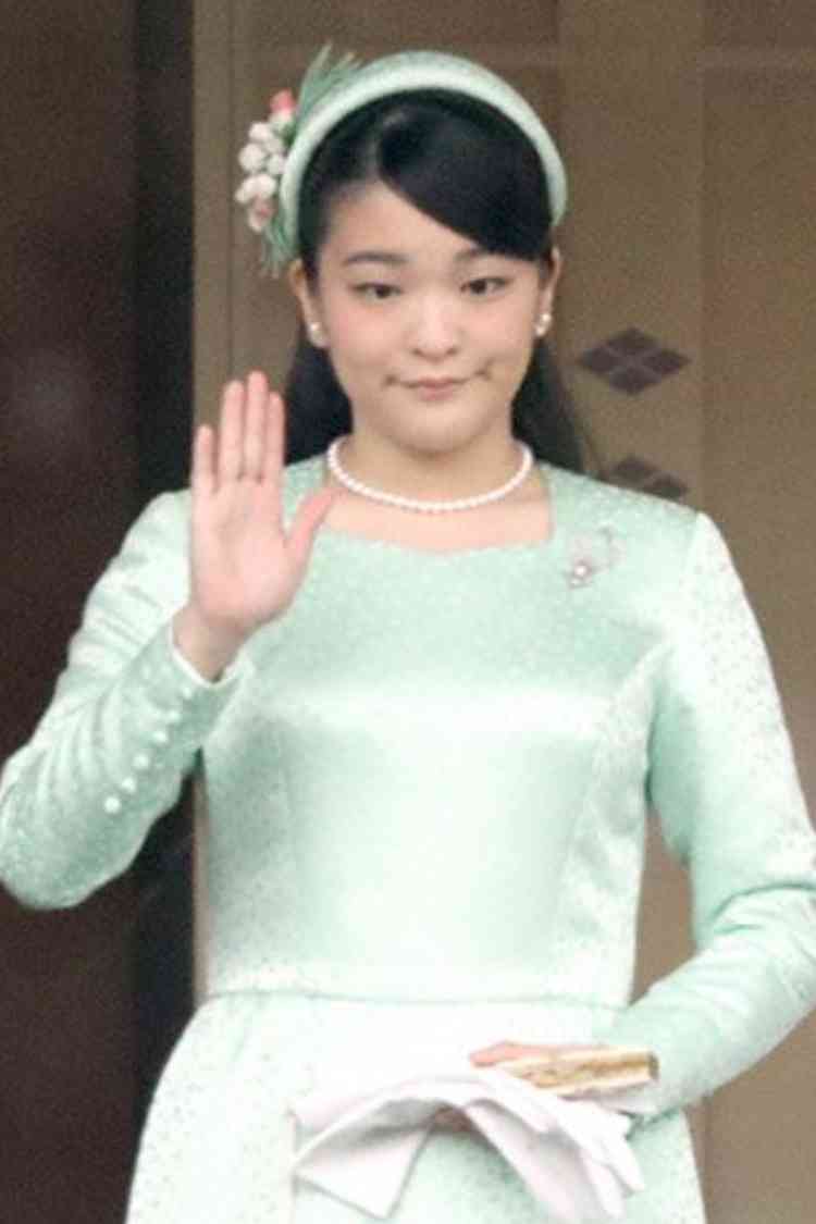 秋篠宮殿下、度重なるご心労で体調に異変　眠剤処方、