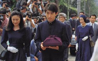 秋篠宮殿下、度重なるご心労で体調に異変　眠剤処方、