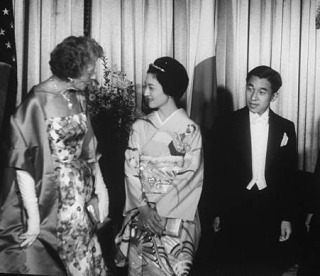 秋篠宮殿下、度重なるご心労で体調に異変　眠剤処方、