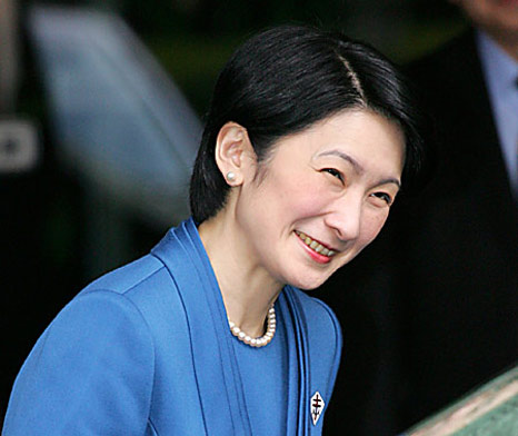 秋篠宮殿下、度重なるご心労で体調に異変　眠剤処方、