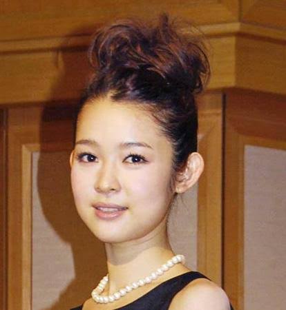 “なりたい顔No.1”森絵梨佳、美肌の秘訣明かす