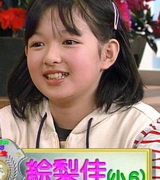 “なりたい顔No.1”森絵梨佳、美肌の秘訣明かす