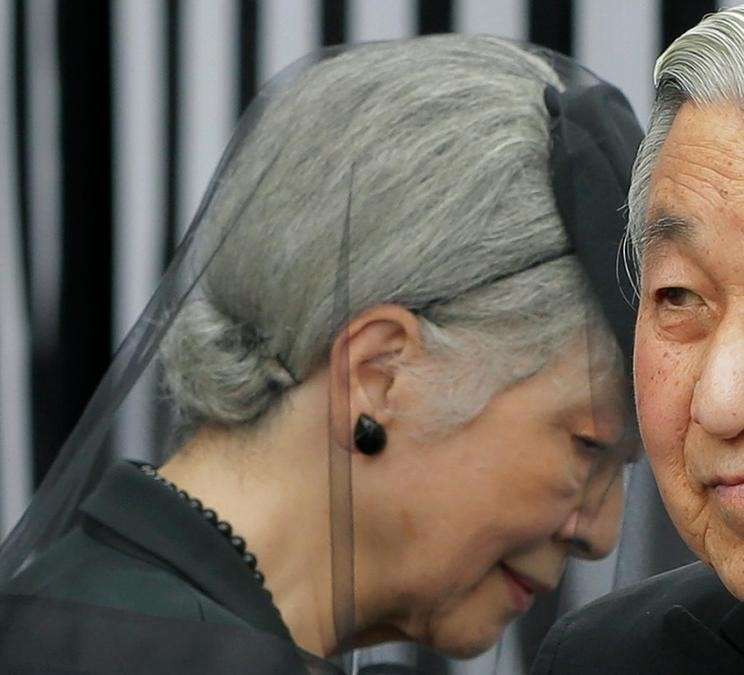両陛下、皇居外で最後の公務=「みどりの式典」出席