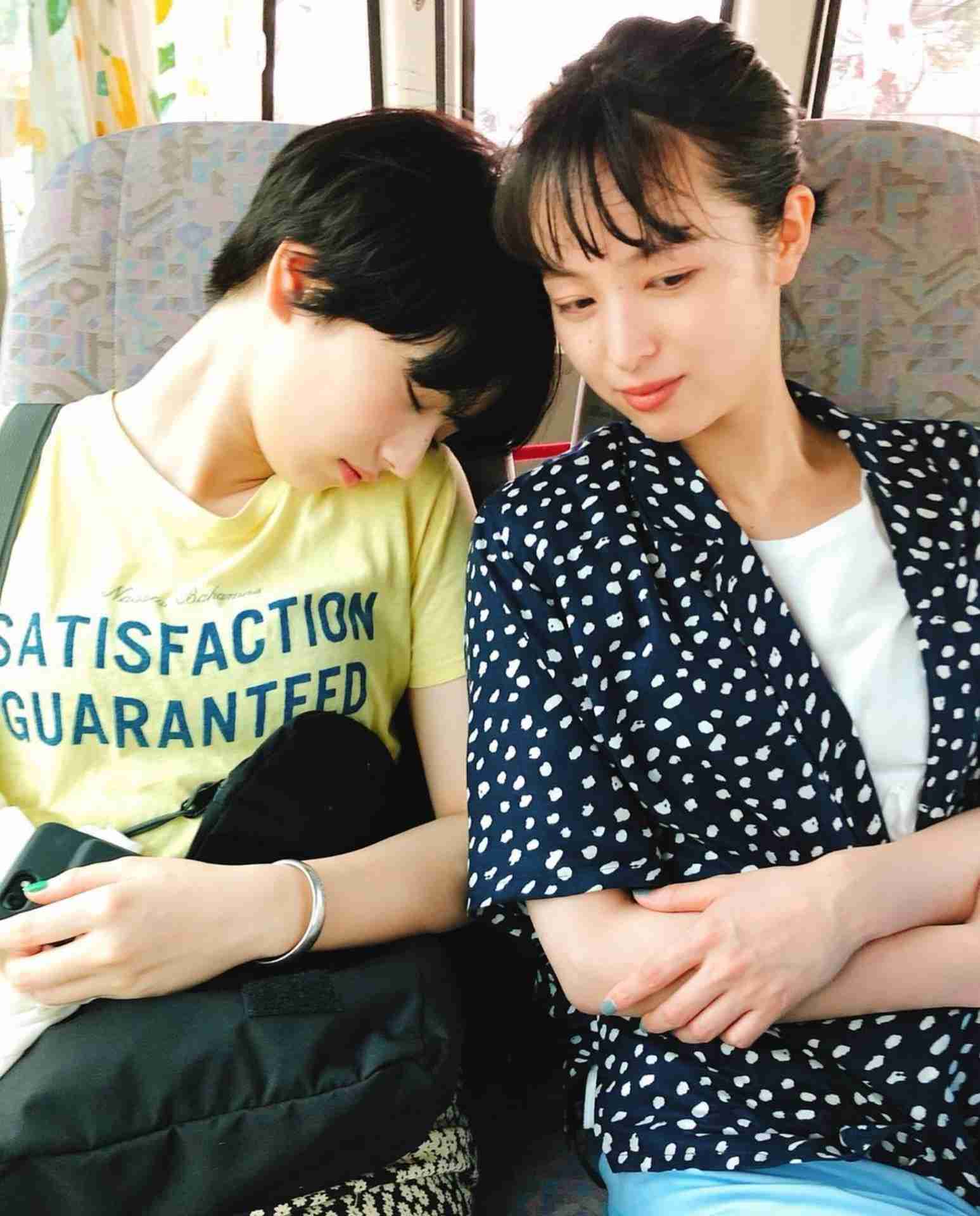 俳優 女優の仲良しオフショット ガールズちゃんねる Girls Channel