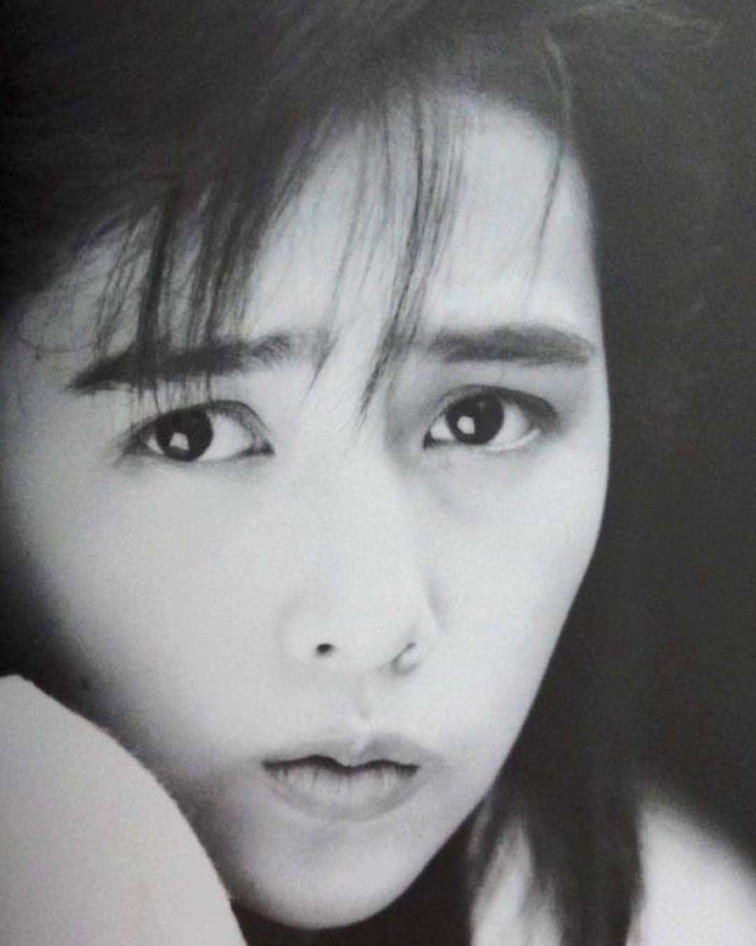 工藤静香、圧巻の美くびれ披露　「これぞ芸能人」「スゴすぎる…」