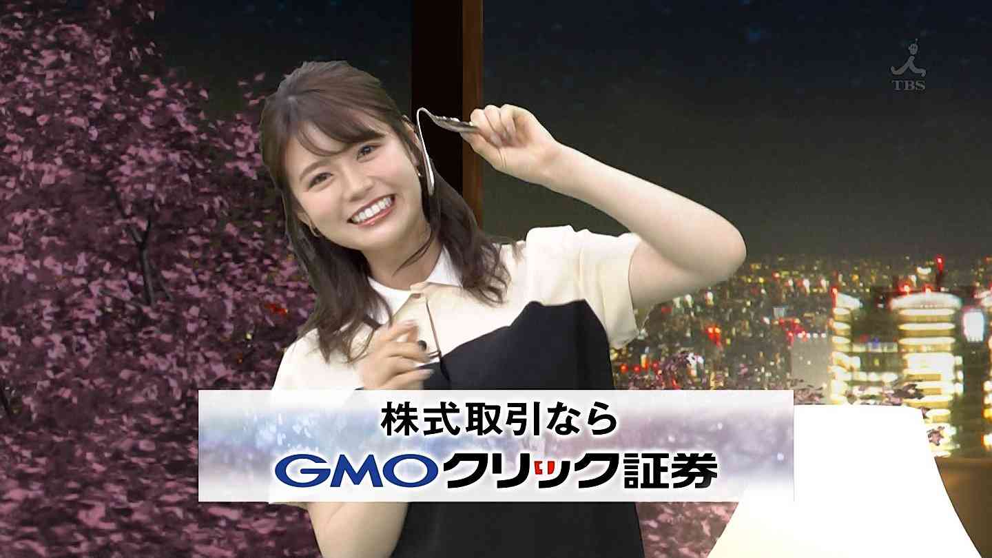 井口綾子写真集がスピード重版「よしっ！」