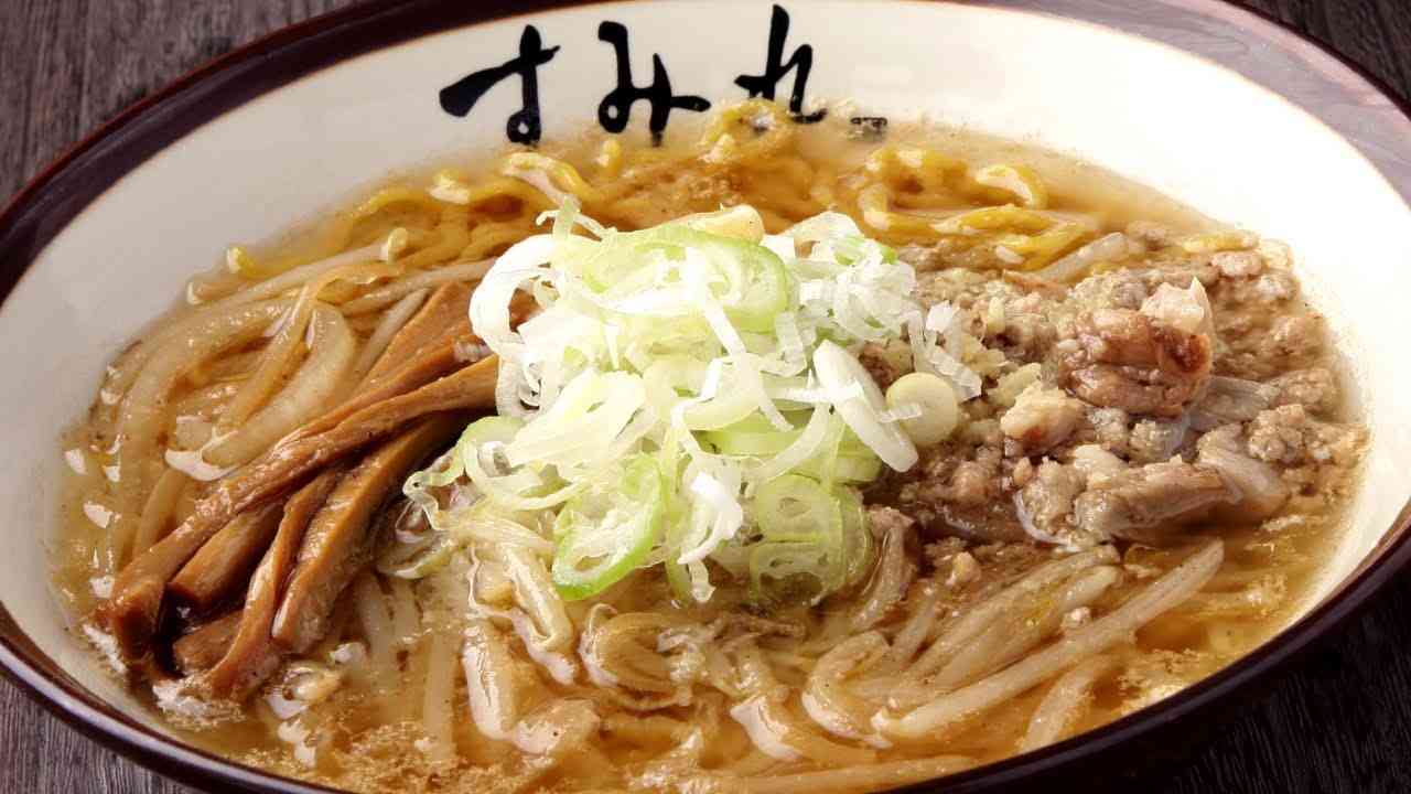 単独トピが立つほどでもないラーメンチェーン店🍜