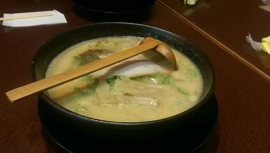 単独トピが立つほどでもないラーメンチェーン店🍜