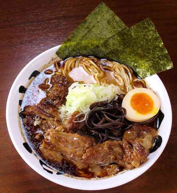 単独トピが立つほどでもないラーメンチェーン店🍜