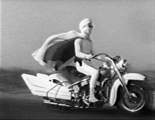 バイクに乗る有名人の画像を貼るトピ