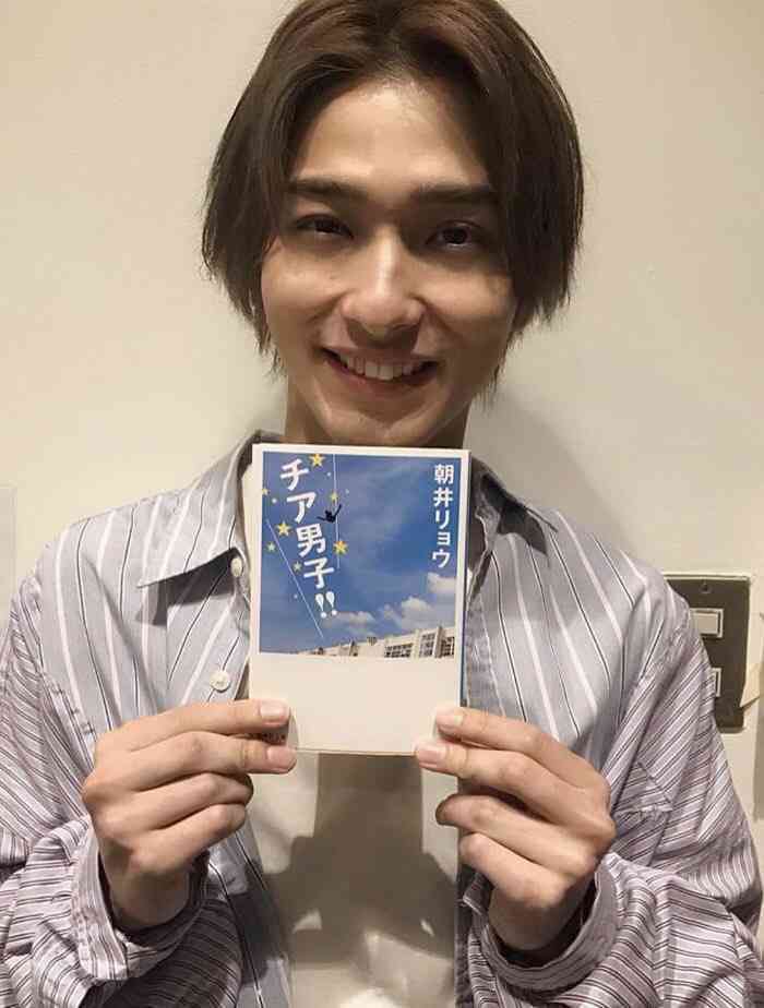 横浜流星、“撮られたくなる”スニーカースタイル ABC-MARTのCM起用