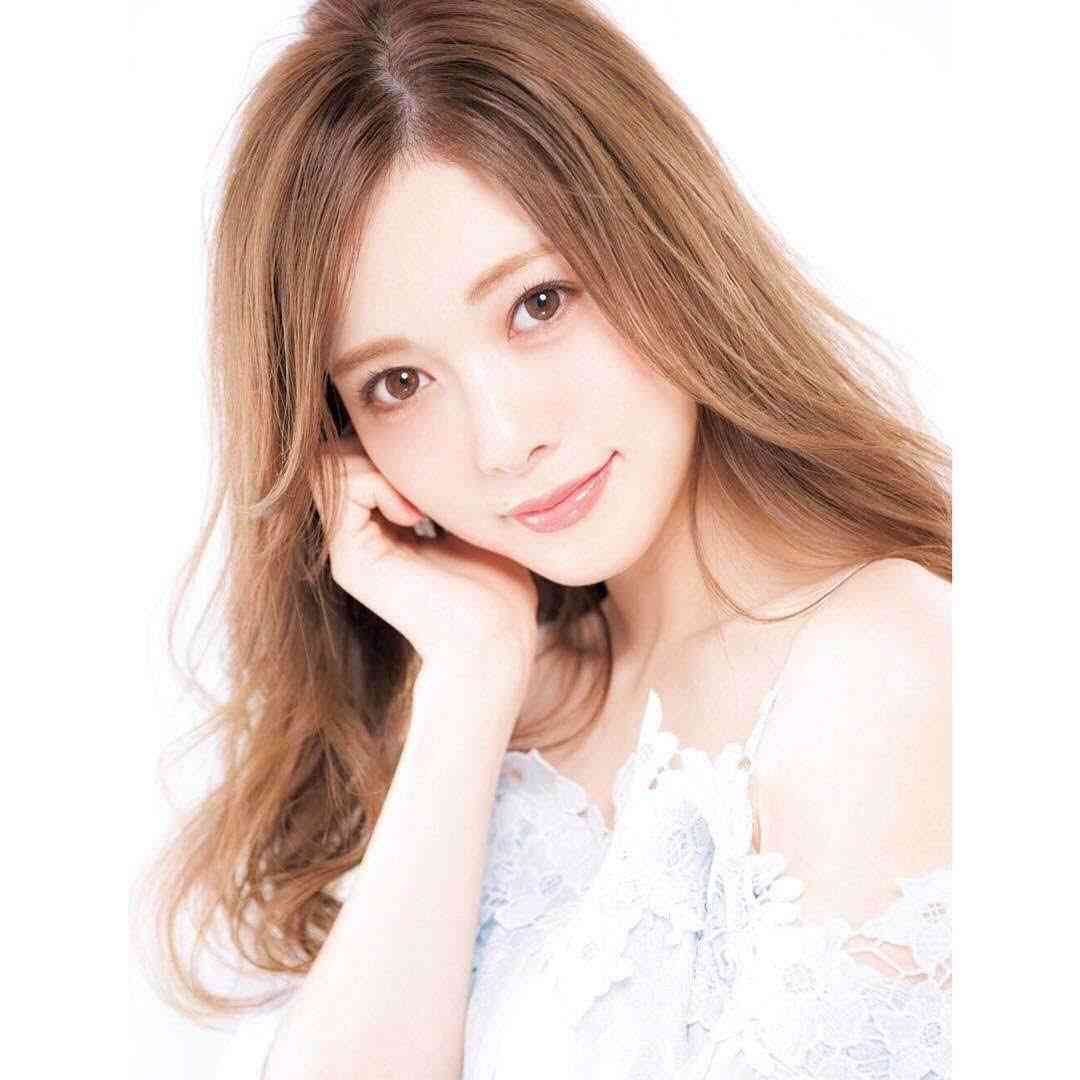 【画像】色んな白石麻衣が見たい