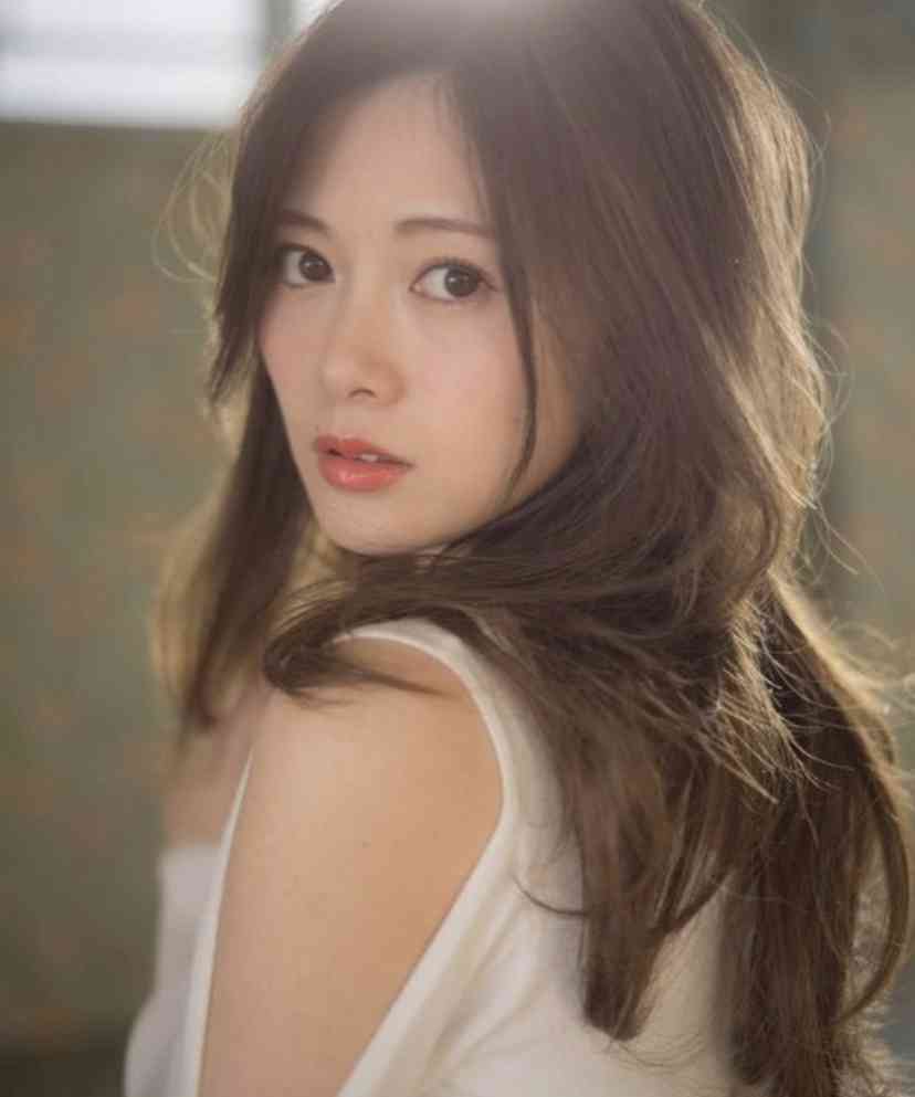 【画像】色んな白石麻衣が見たい