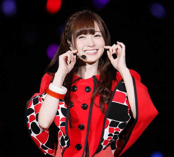 【画像】色んな白石麻衣が見たい