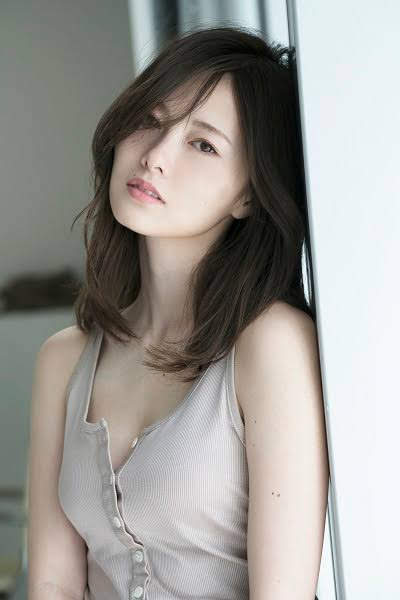 【画像】色んな白石麻衣が見たい